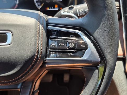 Certified 2025 Jeep Grand Cherokee Summit AWD/4WD image 33