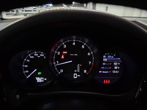 Used 2022 Porsche Macan AWD/4WD image 14