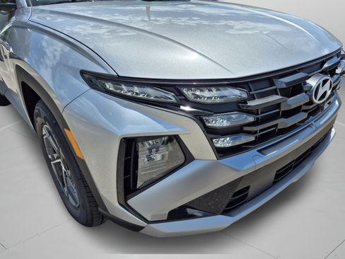 New 2026 Hyundai Tucson Blue SE FWD image 32