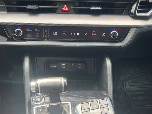 Used 2023 Kia Sportage SX FWD image 33