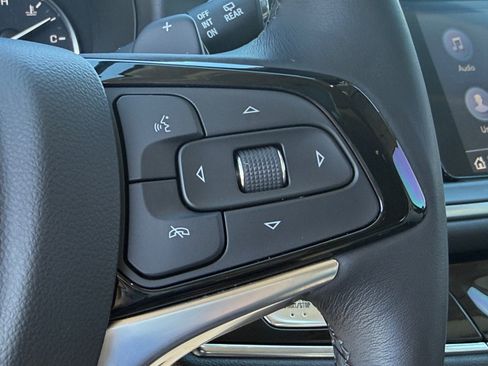 Used 2023 Buick Enclave Avenir w/ Trailering Package, 5000 lbs. AWD/4WD image 15