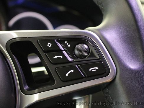 Used 2023 Porsche Cayenne GTS w/ Premium Package AWD/4WD image 18