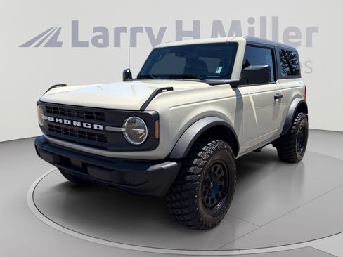 Used 2026 Ford Bronco 2-Door AWD/4WD image 1