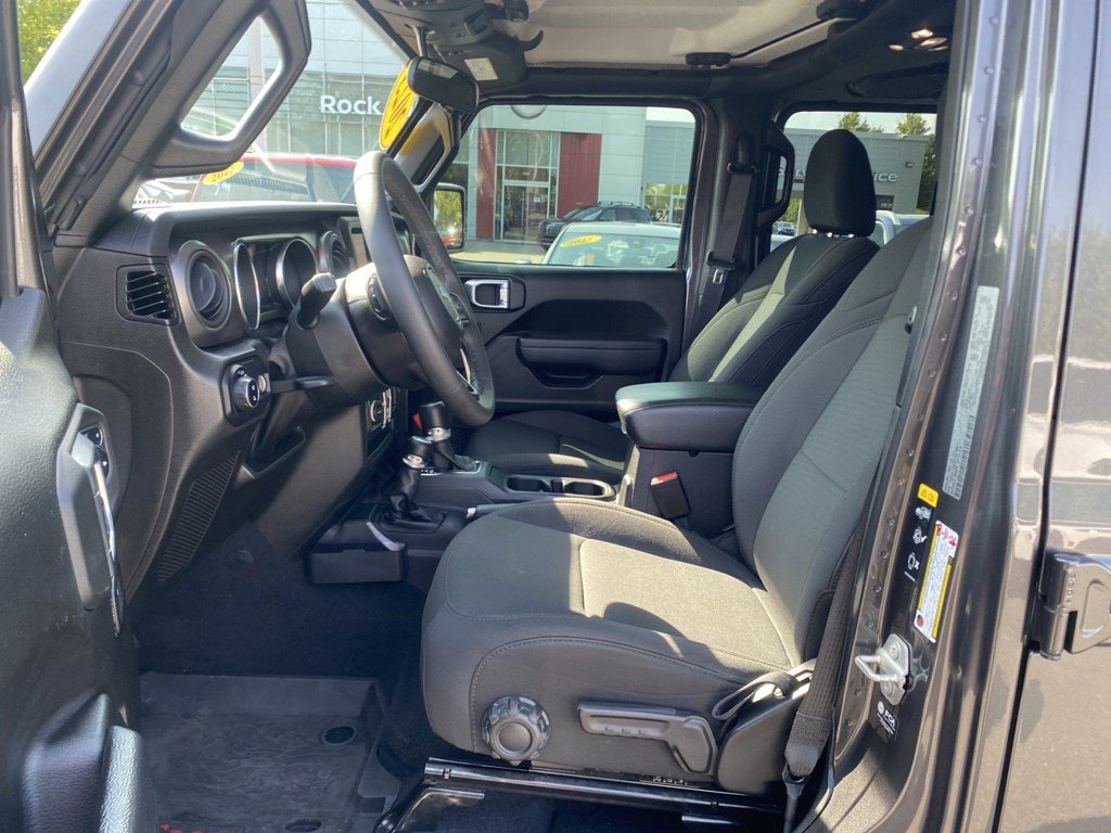Used 2023 Jeep Gladiator Sport AWD/4WD image 21