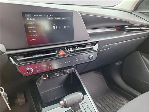 Used 2023 Kia Niro LX FWD image 20