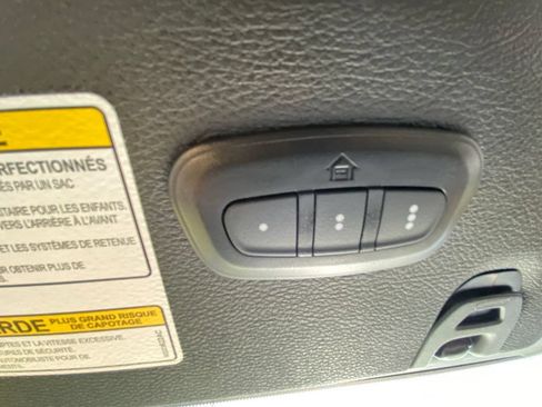 Used 2023 Jeep Wrangler Unlimited Rubicon 4xe AWD/4WD image 17