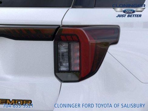 New 2026 Ford Explorer Tremor w/ Tremor Ultimate Package image 24