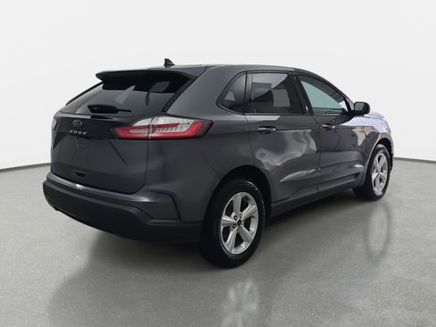 Used 2021 Ford Edge SE w/ Cargo Accessory Package image 3