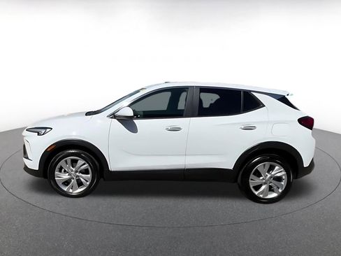 Used 2025 Buick Encore GX Preferred FWD image 8
