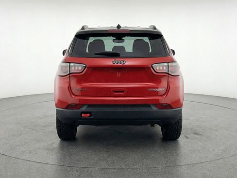 Used 2025 Jeep Compass Trailhawk AWD/4WD image 7