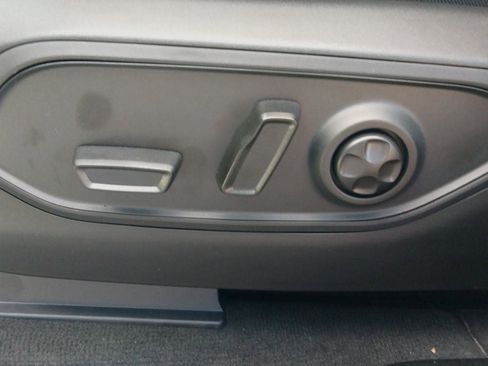 New 2025 Jeep Grand Cherokee L Laredo w/ Luxury Tech Group I image 14