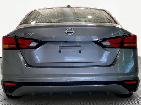 Used 2023 Nissan Altima 2.5 SV FWD image 6