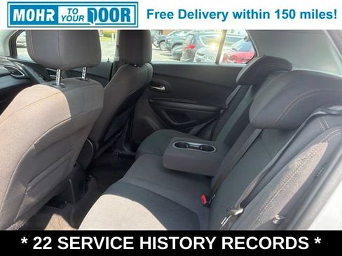 Used 2021 Chevrolet Trax LS AWD/4WD image 38