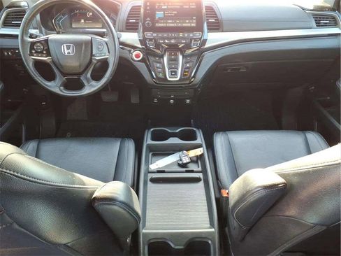 Used 2021 Honda Odyssey Touring image 10