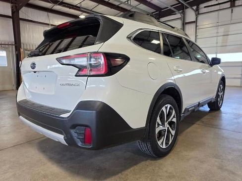 Used 2021 Subaru Outback Limited w/ Tech Package 3 AWD/4WD image 5
