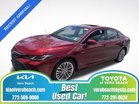 Used 2019 Toyota Avalon Limited w/ Advanced Safety Package FWD image 1