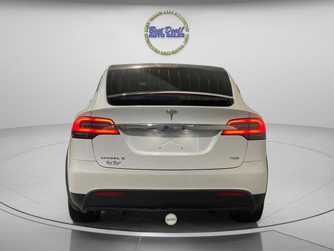 Used 2017 Tesla Model X 75D AWD/4WD image 4