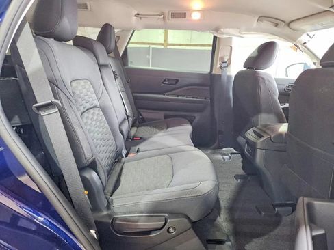 Used 2026 Nissan Pathfinder SV AWD/4WD image 11