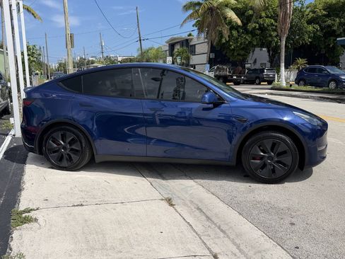 Used 2020 Tesla Model Y Long Range AWD/4WD image 5