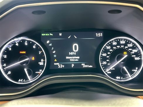 Used 2022 Toyota Avalon Limited image 23