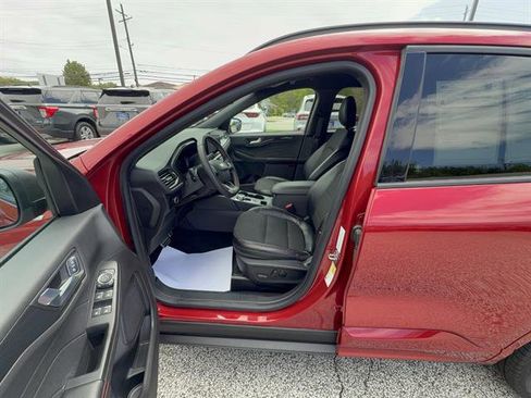 Certified 2024 Ford Escape ST-Line w/ Tech Pack #1 AWD/4WD image 12