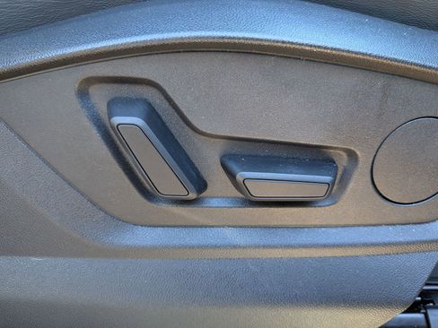 Used 2025 Audi Q7 3.0T Premium Plus image 41