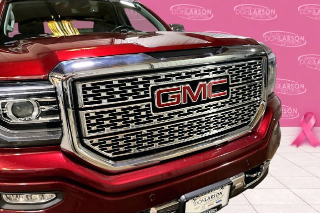 Used 2017 GMC Sierra 1500 Denali w/ Denali Ultimate Package AWD/4WD image 13
