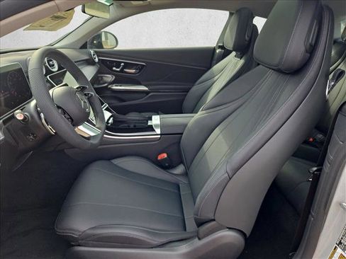 New 2026 Mercedes-Benz CLE 300 4MATIC Coupe image 4