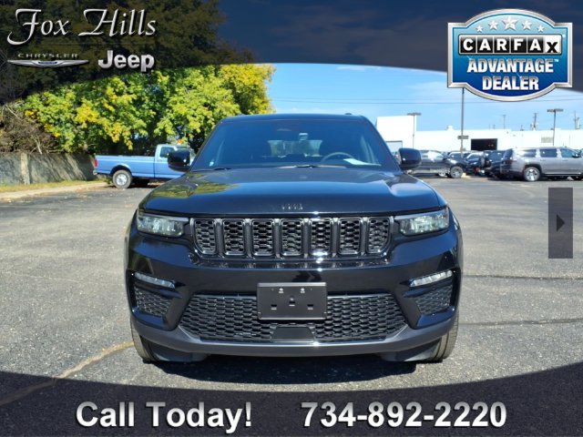 Certified 2025 Jeep Grand Cherokee Limited w/ Black Appearance Package AWD/4WD image 2
