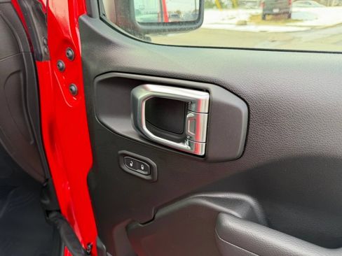 Used 2026 Jeep Wrangler Unlimited Sport AWD/4WD image 30