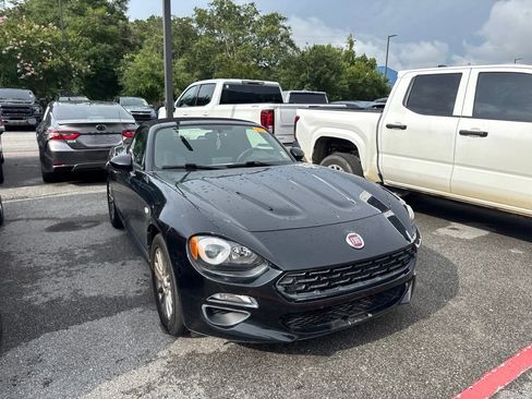 Used 2017 FIAT 124 Spider Classica RWD image 3