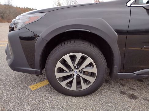 Used 2024 Subaru Outback Premium image 2