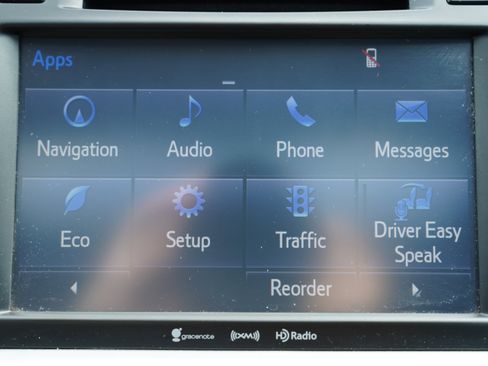 Used 2016 Toyota Highlander XLE AWD/4WD image 24