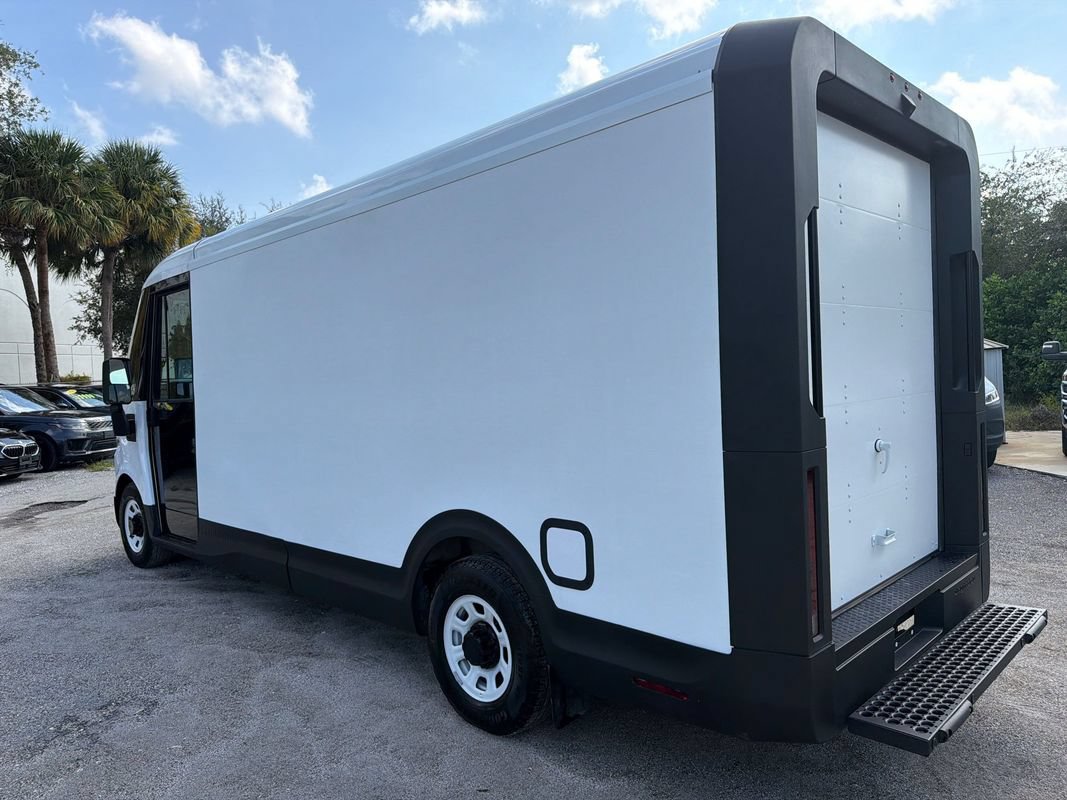 Used 2024 Chevrolet Brightdrop 600 w/ Commercial Equipment Package AWD/4WD image 7