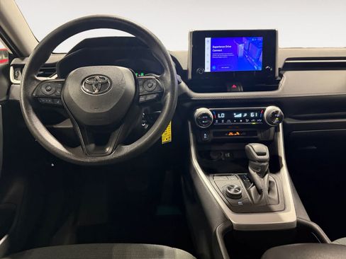 Used 2025 Toyota RAV4 LE AWD/4WD image 11