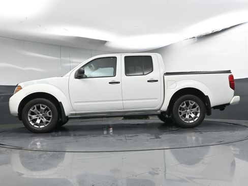 Used 2021 Nissan Frontier SV image 30