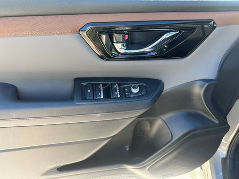 Used 2025 Subaru Forester Sport w/ Popular Package #2 image 24