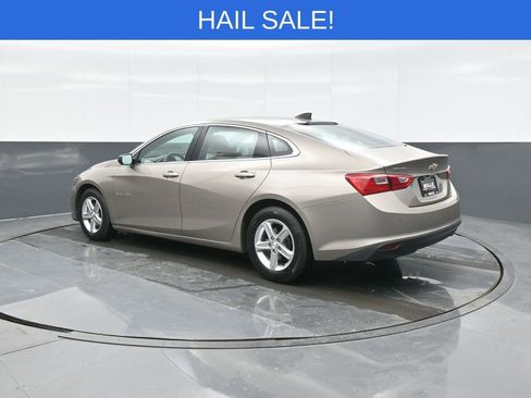 Used 2022 Chevrolet Malibu LS w/ Driver Confidence Package II image 5
