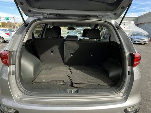 Used 2022 Kia Sportage LX AWD/4WD image 8