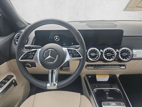 New 2026 Mercedes-Benz GLB 250 GLB 250 image 14