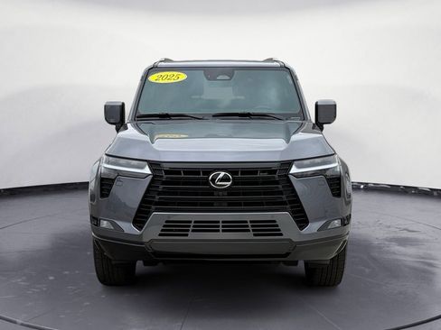 Used 2025 Lexus GX 550 550 Luxury w/ Accessory Package (2T) image 16