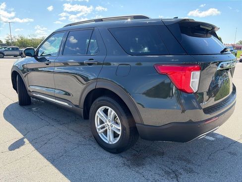 Used 2024 Ford Explorer XLT w/ Equipment Group 202A AWD/4WD image 5