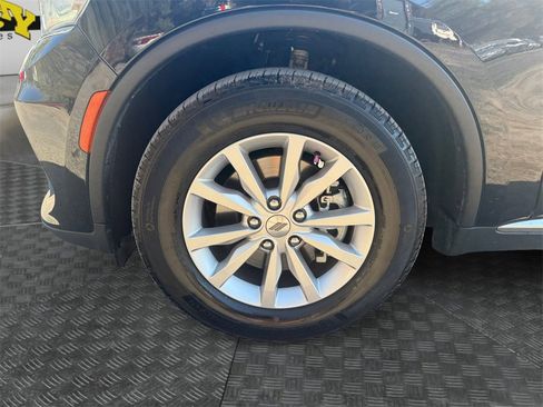 Certified 2024 Dodge Durango SXT w/ 3rd Row Seating Group image 14