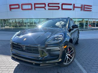 Used 2026 Porsche Macan S AWD/4WD video 1