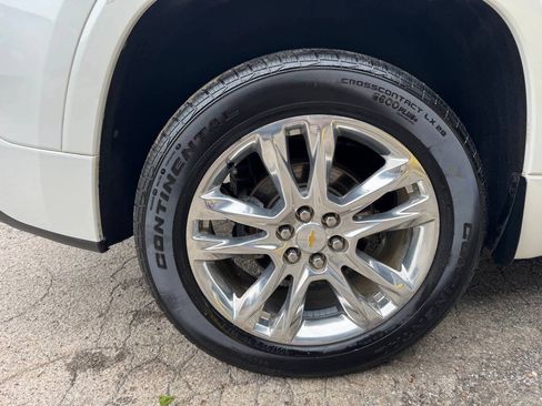 Used 2018 Chevrolet Traverse High Country w/ LPO, Floor Liner Package AWD/4WD image 29