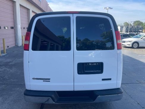 Used 2014 Chevrolet Express 3500 LT w/ LT Preferred Equipment Group RWD image 8