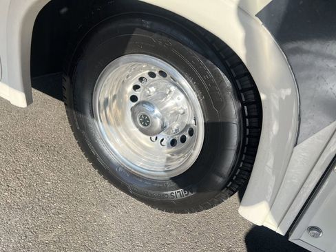 Used 2018 Mercedes-Benz Sprinter 3500 image 29