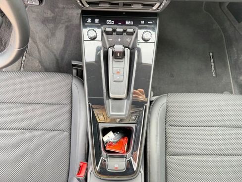 Used 2023 Porsche 911 Carrera T image 19