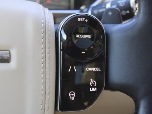 Used 2022 Land Rover Range Rover Westminster Edition image 18