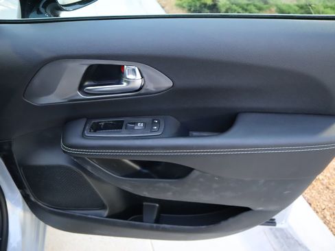 New 2026 Chrysler Voyager LX FWD image 18